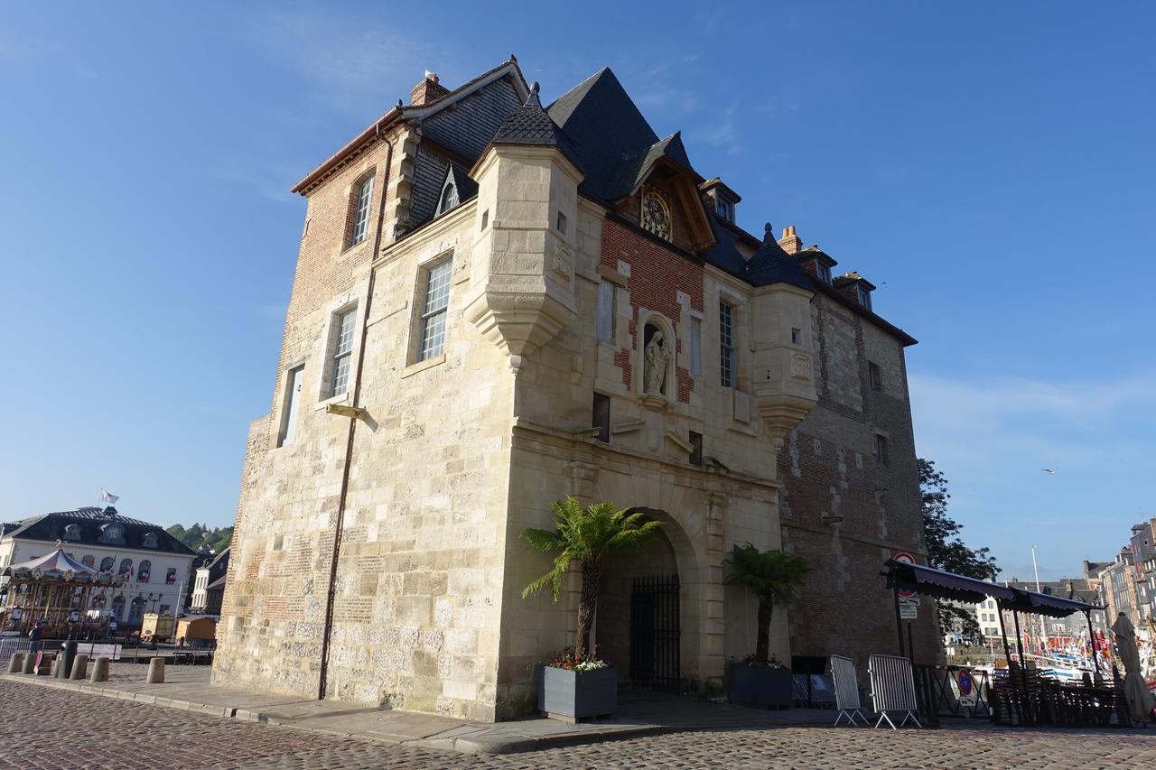 Armonui Honfleur Centre Historique Lägenhet Exteriör bild